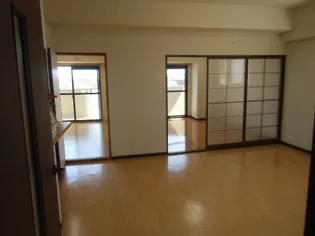 三重県津市柳山津興【マンション】の間取り