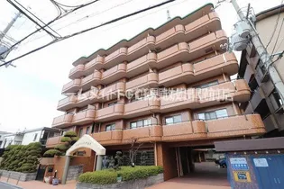 クレッセント山本【6階】の外観