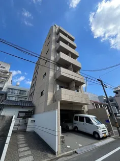 ファミーリエ昭和町【4階】の外観