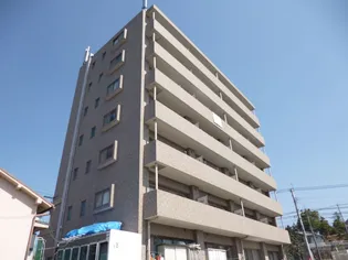 YOU I ビルの画像