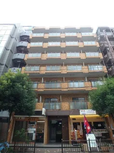 ハイツオークラ靭公園【5階】の外観