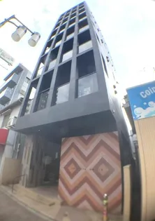 東京都新宿区下落合4【マンション】の外観