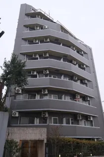 東京都新宿区下落合4【マンション】の外観