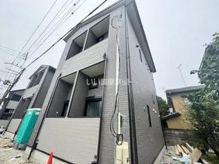 ハーモニーテラス深草東伊達町II【1階】の外観