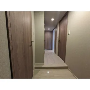 エクセレント ザ タワー【5階】の玄関