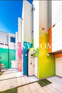 東京都目黒区五本木1【マンション】の外観