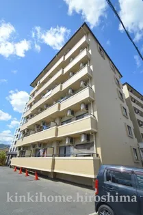 広島県廿日市市串戸2【マンション】の外観