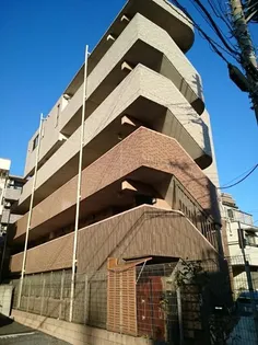 フリーデの画像