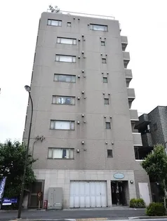 サル・ドュ・セジュール【4階】の外観