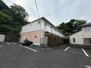 メゾンパリス坂之上【1階】の外観