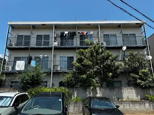 泉コーポ【1階】の外観