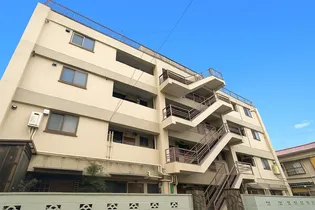 第二西武マンション【1階】の外観