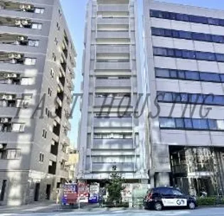 東京都新宿区片町【マンション】の外観