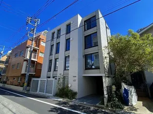 ラピス白金【1階】の外観