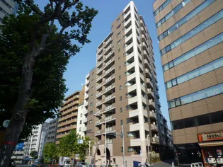 フリーディオ四谷三丁目【4階】の外観