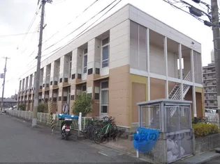 レオパレススナッグビラ【2階】の外観