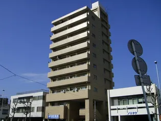 ライオンズマンション川崎境町【5階】の外観