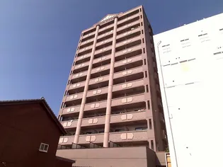 ウインズ三萩野【13階】の外観