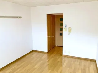 サン・ヒーローマンション亀川II【3階】の内装