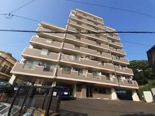 アヴァンス八幡【4階】の外観