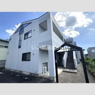 メイ ナナラの画像