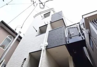 DEN新子安【3階】の外観