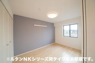 イーストブルー II【2階】の内装