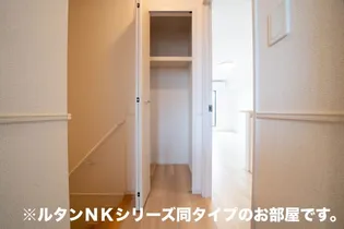 イーストブルー II【2階】の内装