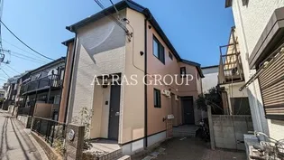 シープス【2階】の外観