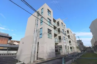 大阪府吹田市片山町1【マンション】の外観