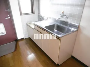 メゾンブローニュ 6【1階】のキッチン