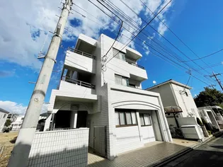 コスモ国立【1階】の外観