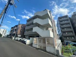 ファーストハイツ【4階】の外観