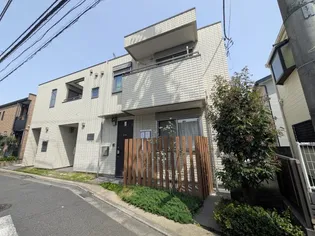 バニヤンコート【2階】の外観