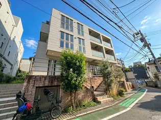 タウンハウス神宮前の画像