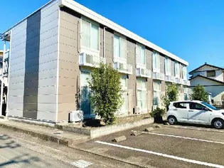 レオパレスY’s【2階】の外観