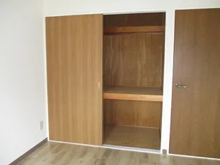 フローレンス尾前【4階】の内装