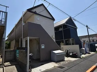 ヒルサイド【1階】の外観