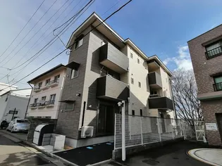 グランデールKADANII【3階】の外観