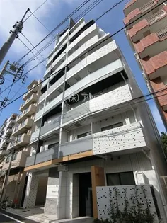 ディームス東新宿【3階】の外観
