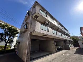 東京都八王子市大塚【マンション】の外観