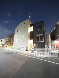 プルミエール西新井【1階】の地図
