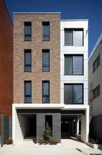 東京都新宿区市谷台町【マンション】の外観