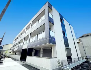 クラウンマンション【3階】の外観