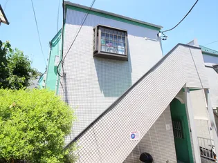 プラザ・ドゥ・モーリスA【2階】の外観