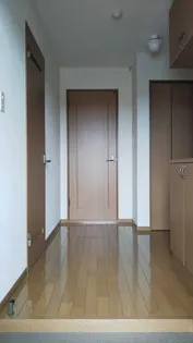 アルトリオ【3階】の玄関