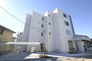 ビバリーコート【4階】の外観