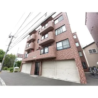 ファーストコートの画像