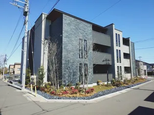 ラ グリシーヌIIIの画像