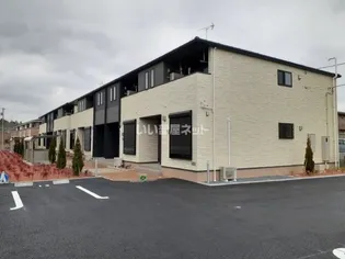 ラ・ファルファーラI【1階】の外観